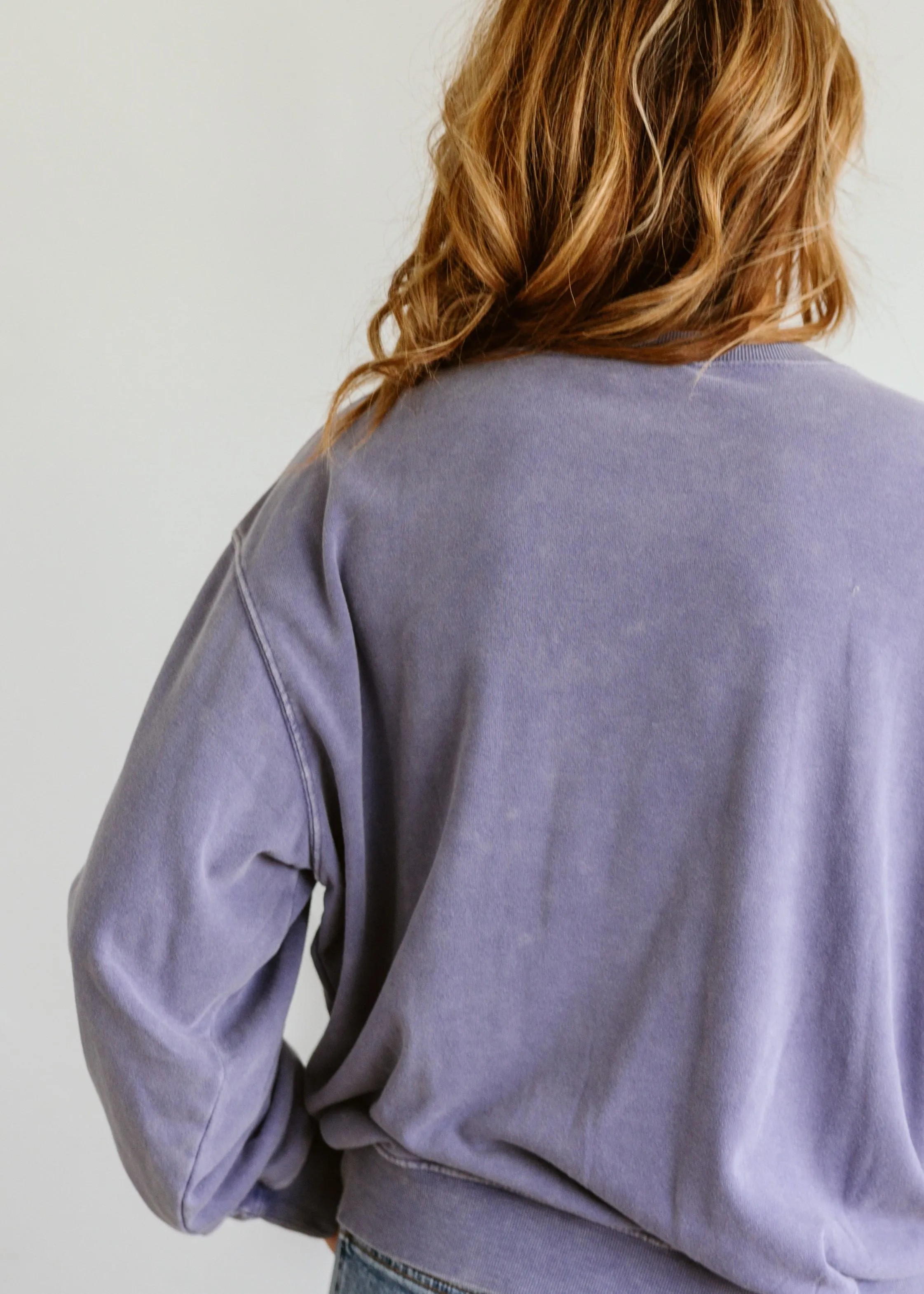 Basic Crewneck Sweatshirt