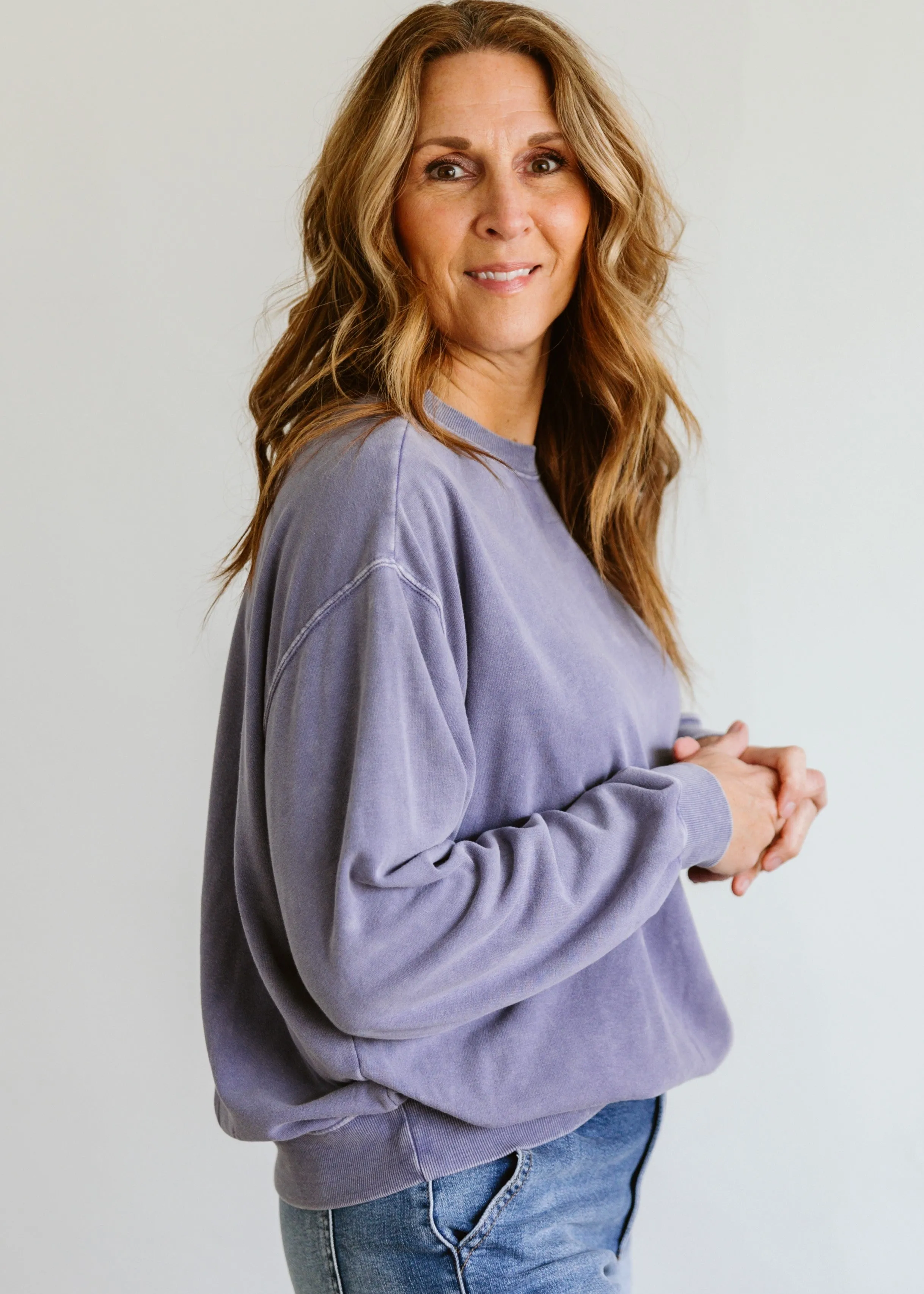 Basic Crewneck Sweatshirt