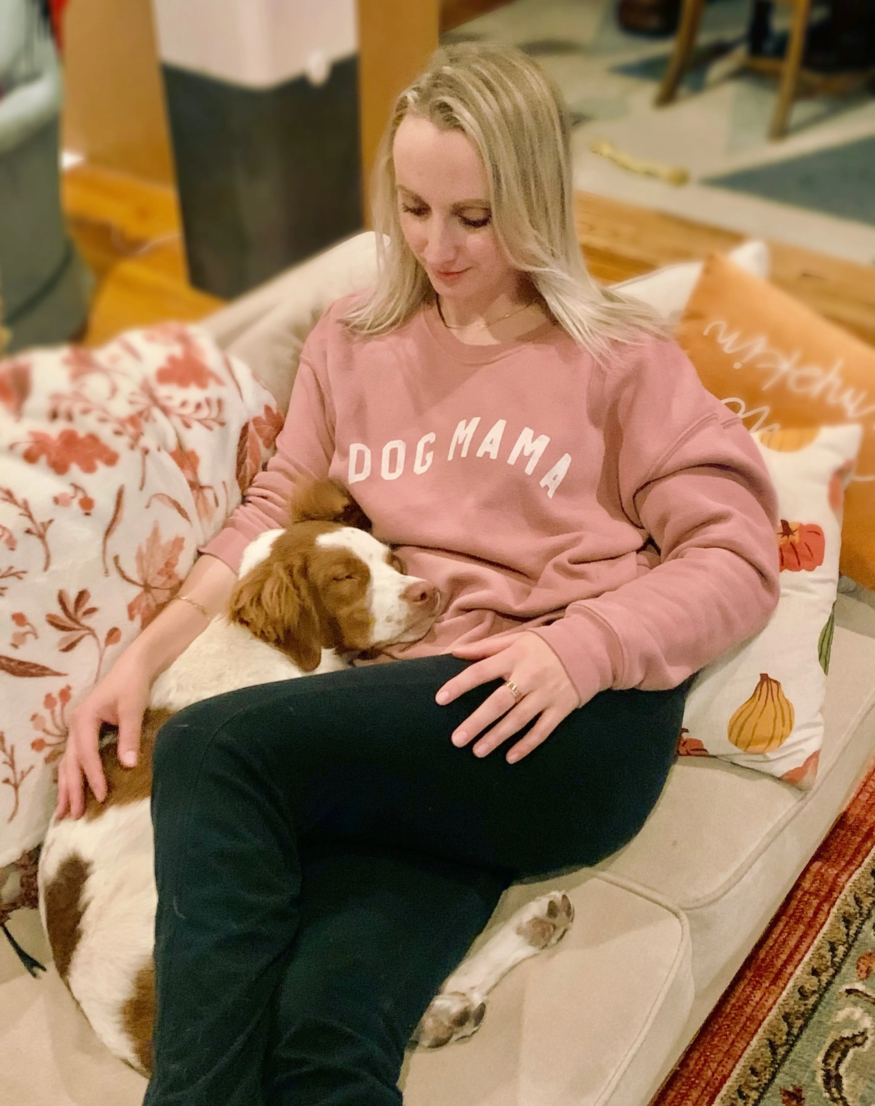DOG MAMA Unisex Crewneck Pullover Sweatshirt
