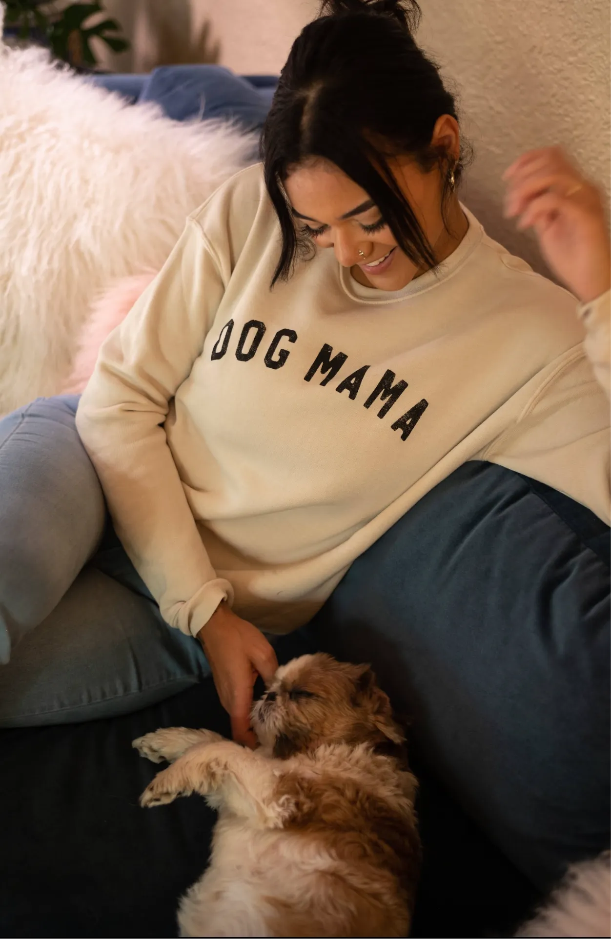 DOG MAMA Unisex Crewneck Pullover Sweatshirt