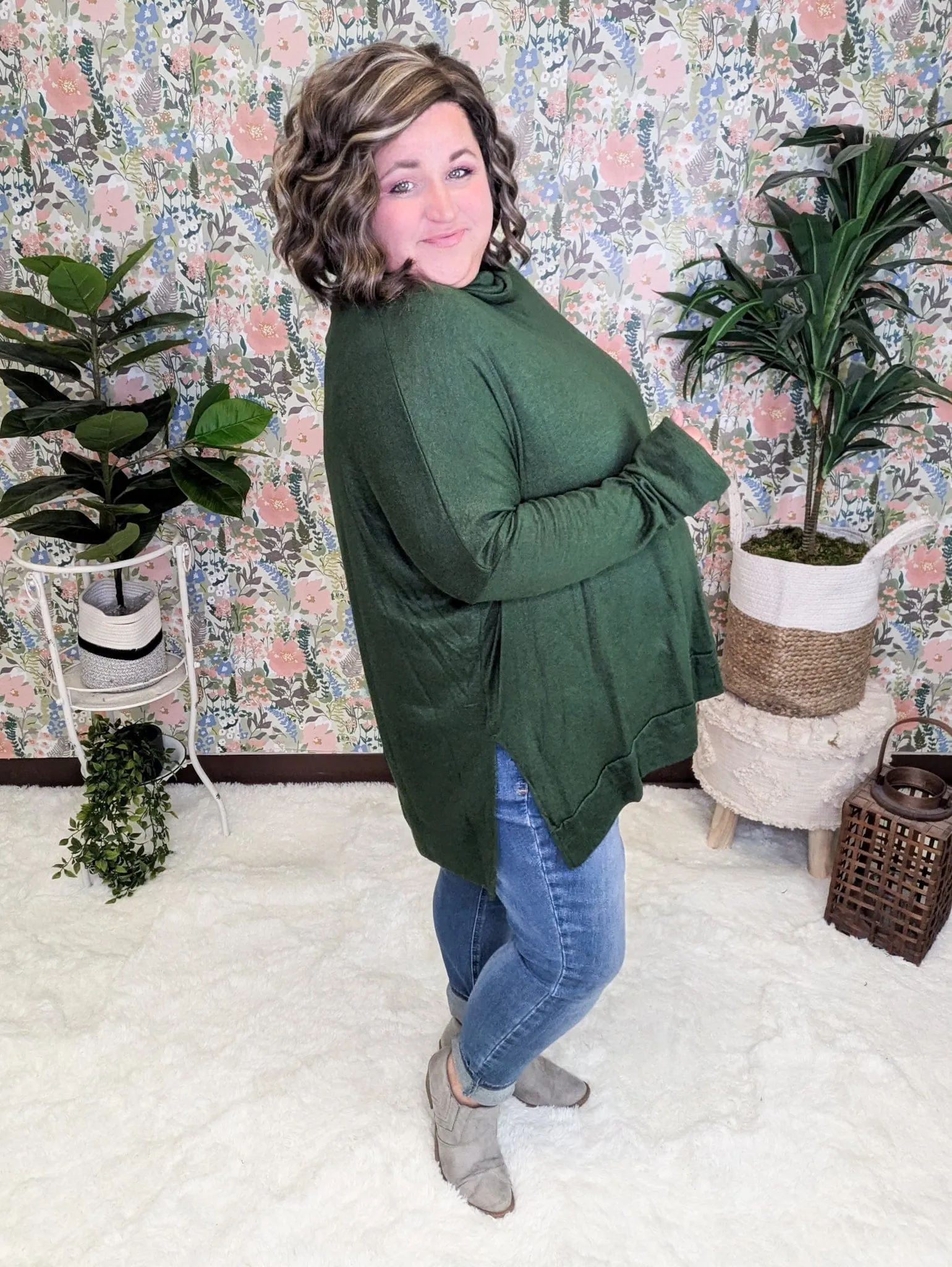 Ellis Cashmere Soft Dolman Cowlneck in Hunter Green