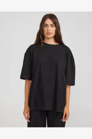 EVERYDAY TEE - BLACK