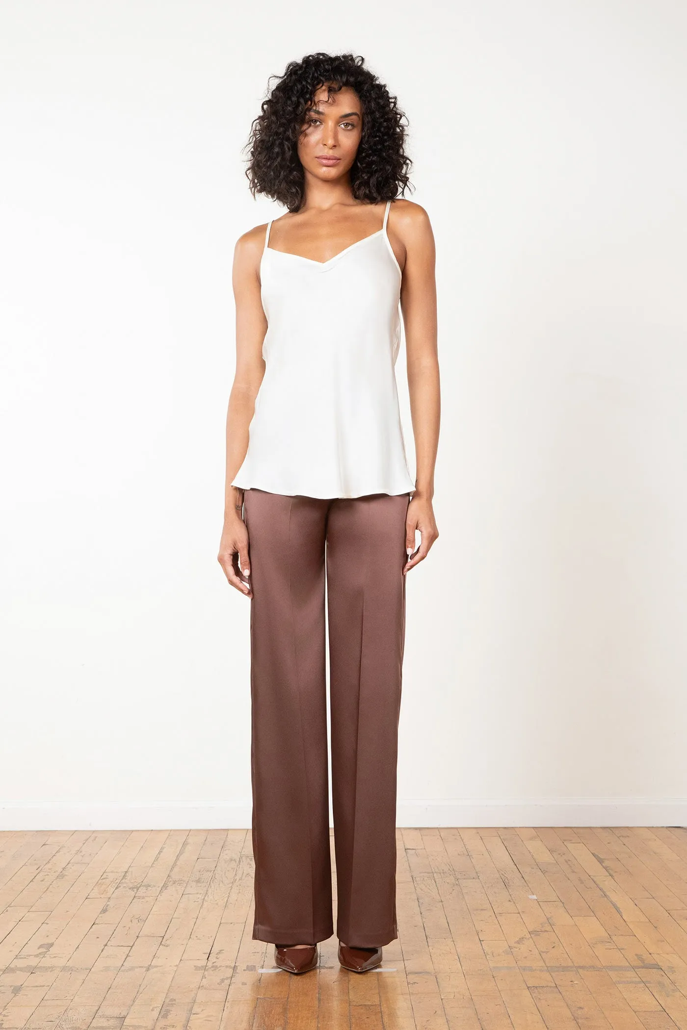 FLAVIA Satin Brown