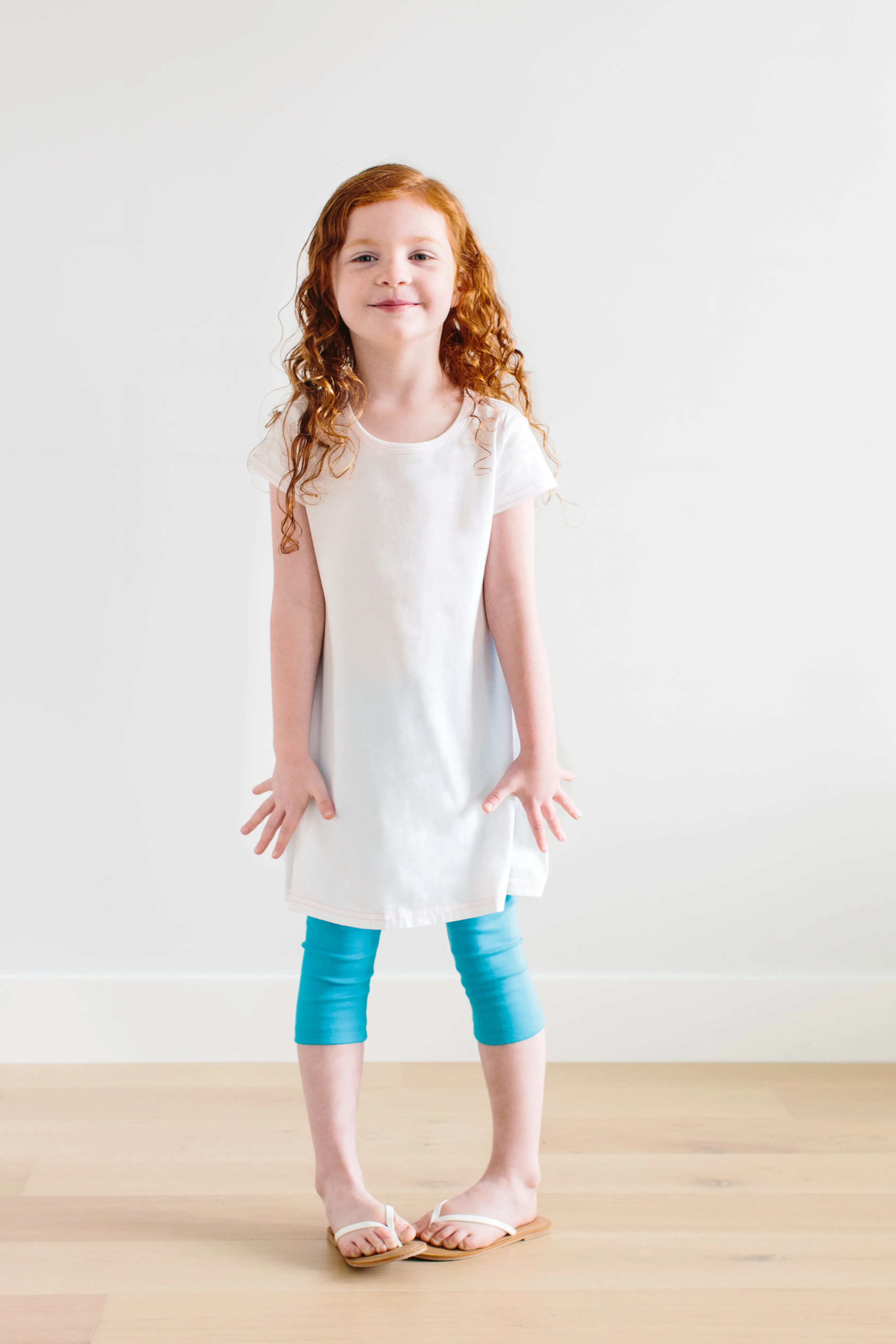 Girls Soft 100% Cotton Capri Leggings | Hot Pink