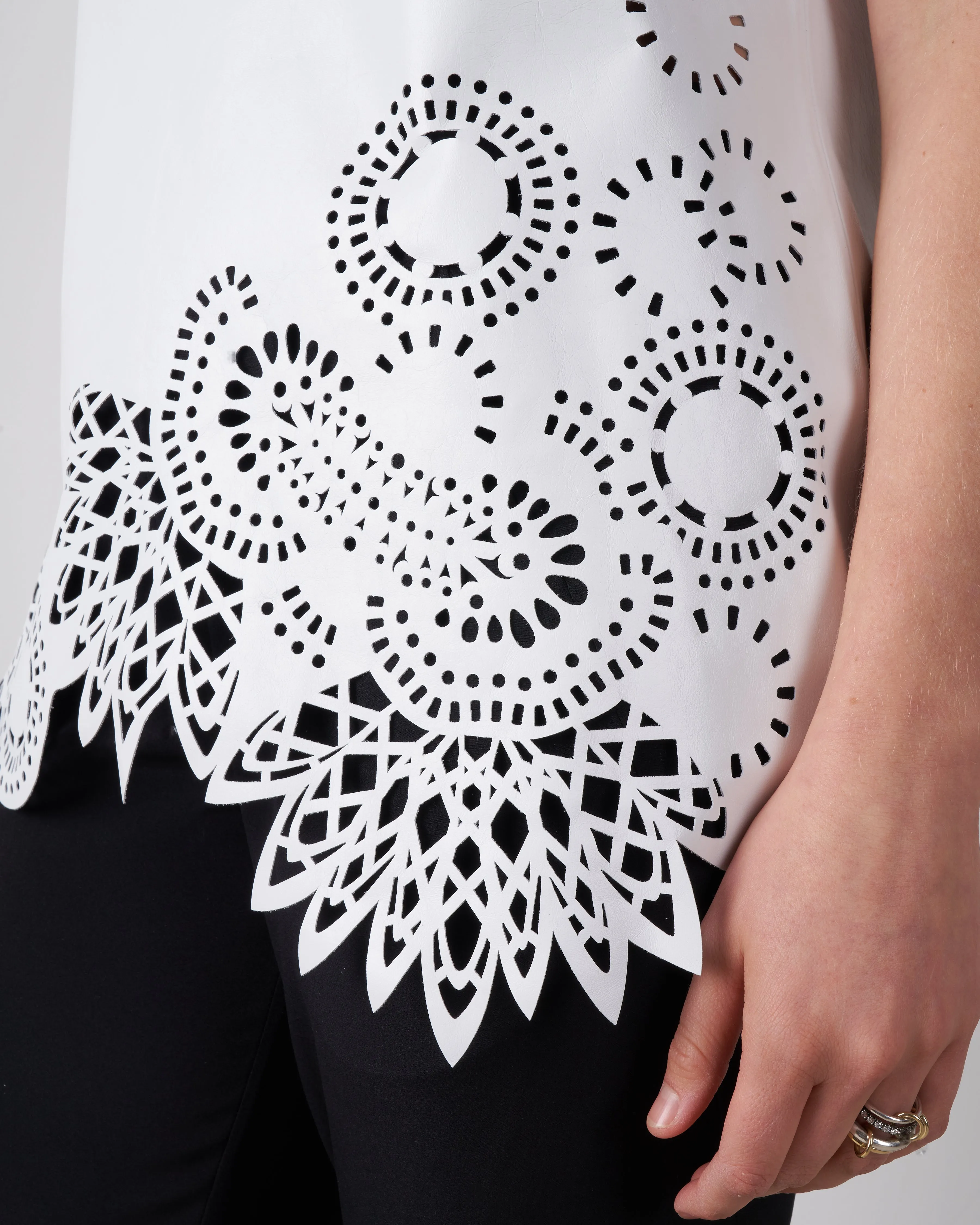 lyran top - white
