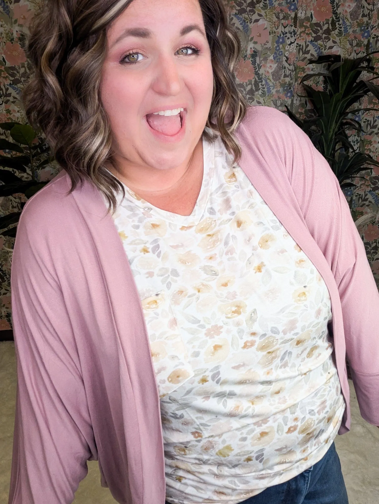 Pocketful of Perfect Short Sleeve Tee in Florals (4 colors)