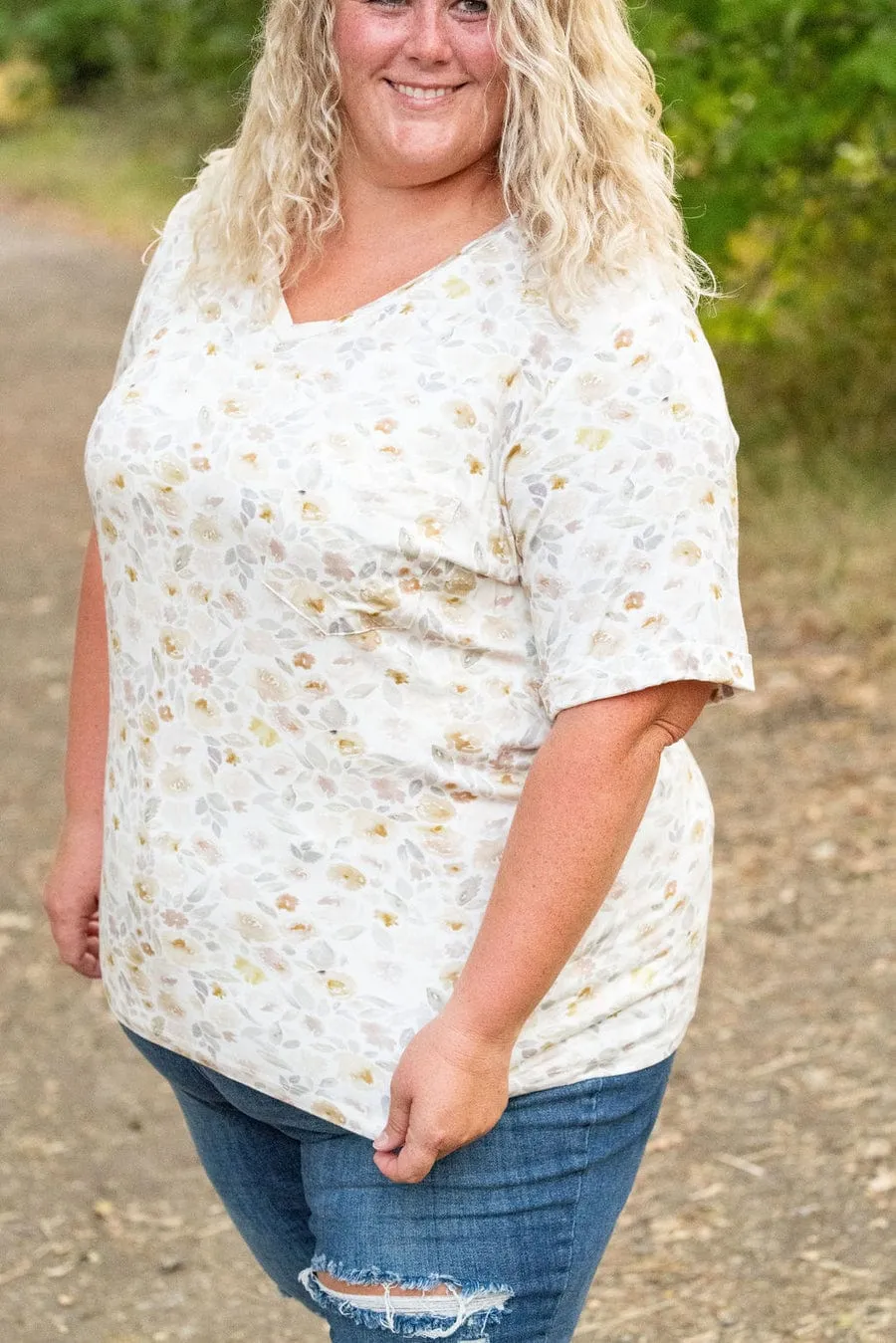 Pocketful of Perfect Short Sleeve Tee in Florals (4 colors)