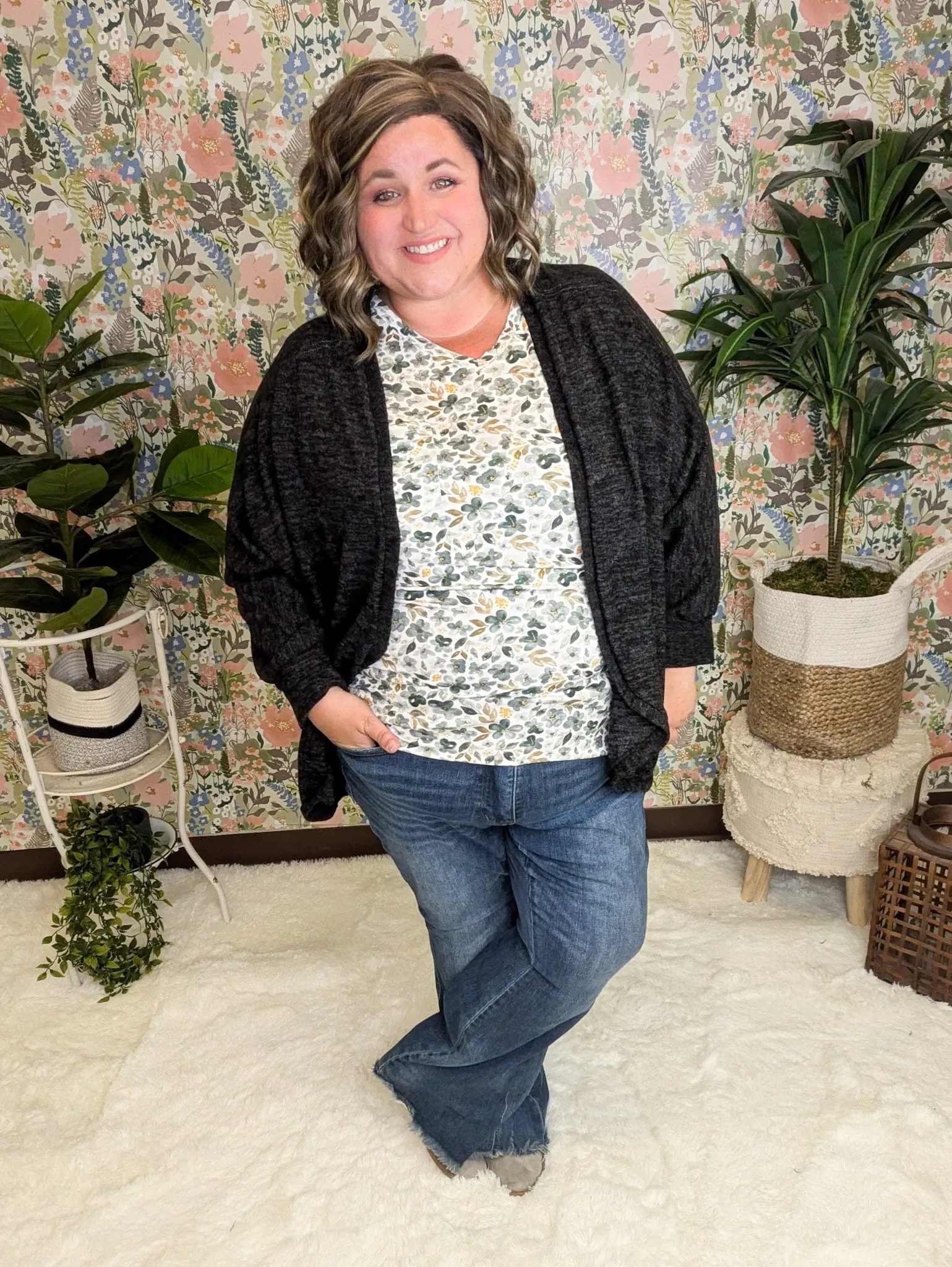 Pocketful of Perfect Short Sleeve Tee in Florals (4 colors)