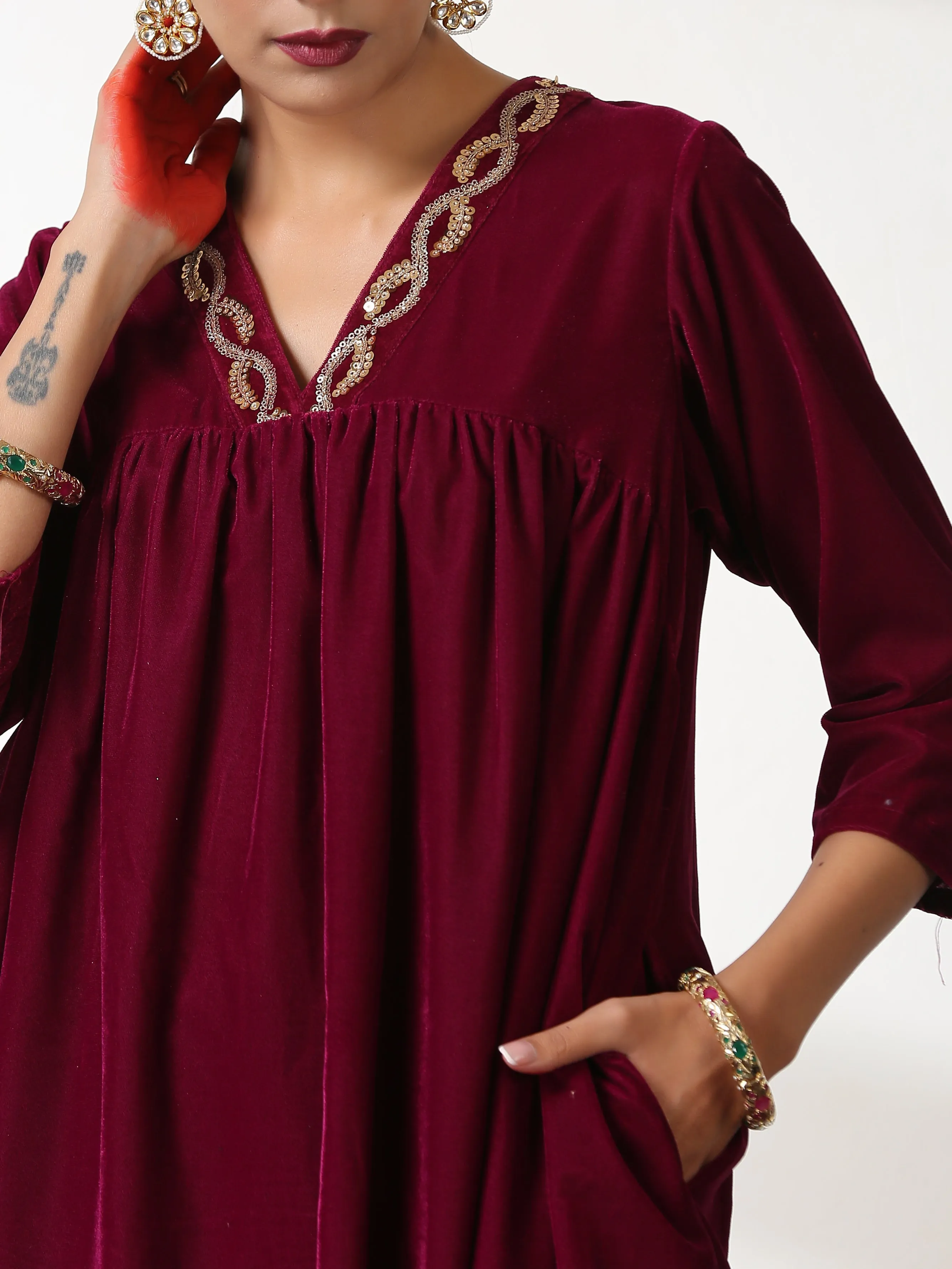 SET Plum Velvet with Sequinned Neckline