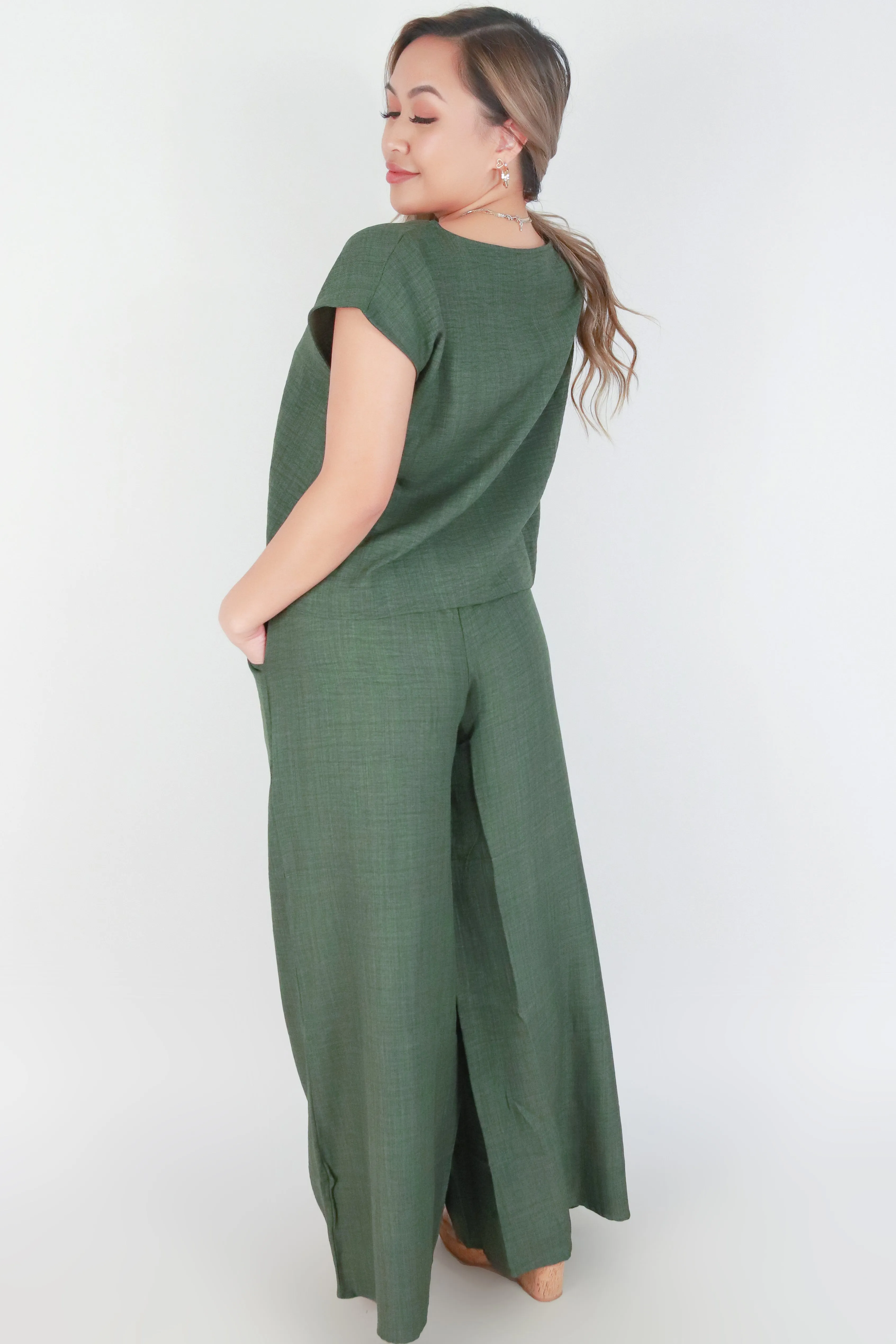 SHORT SLEEVE LOOSE FIT TOP