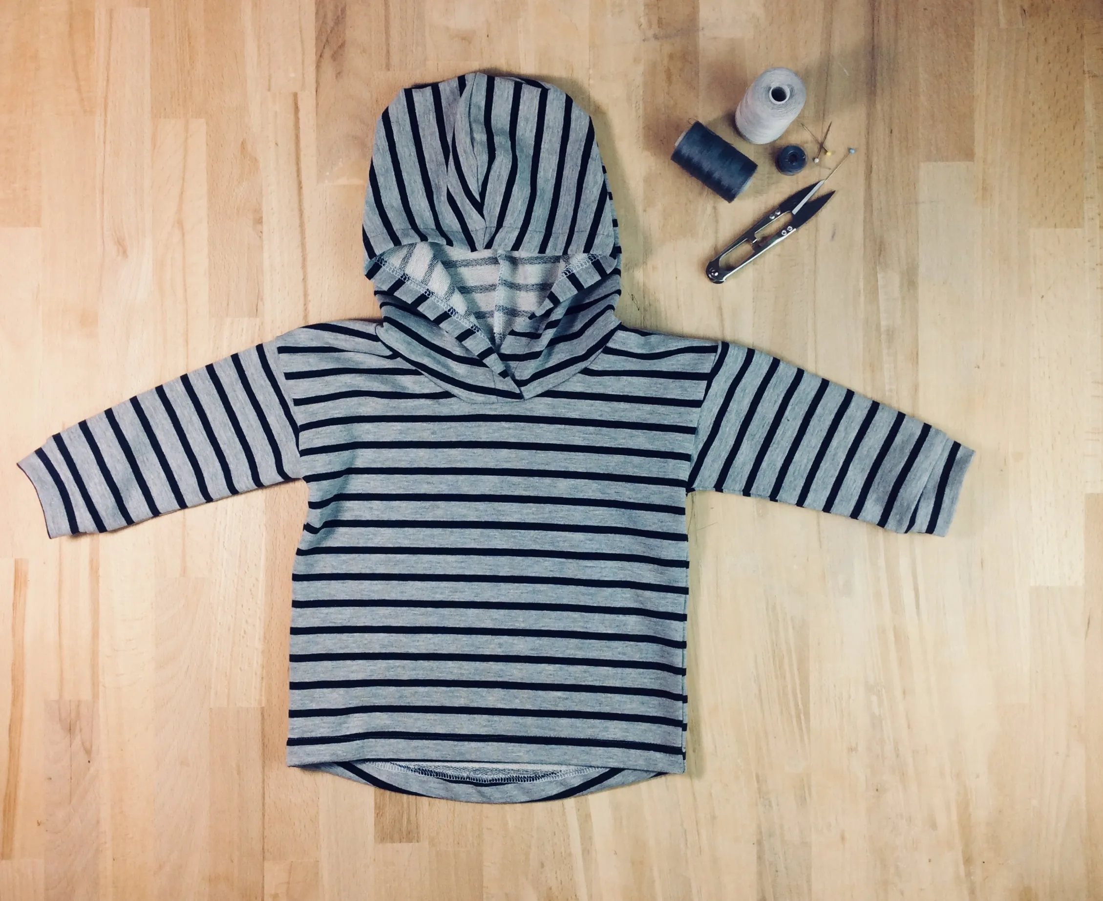 Slouchy sleeves hoodie