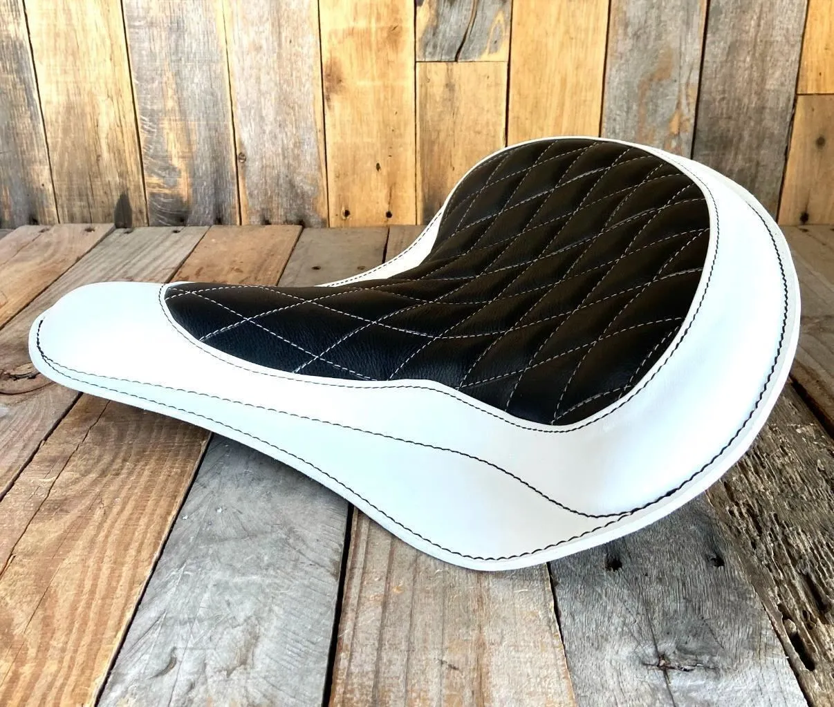 Spring Solo Tractor Seat Harley Touring Indian Chief 17x16 black Diamond Leather