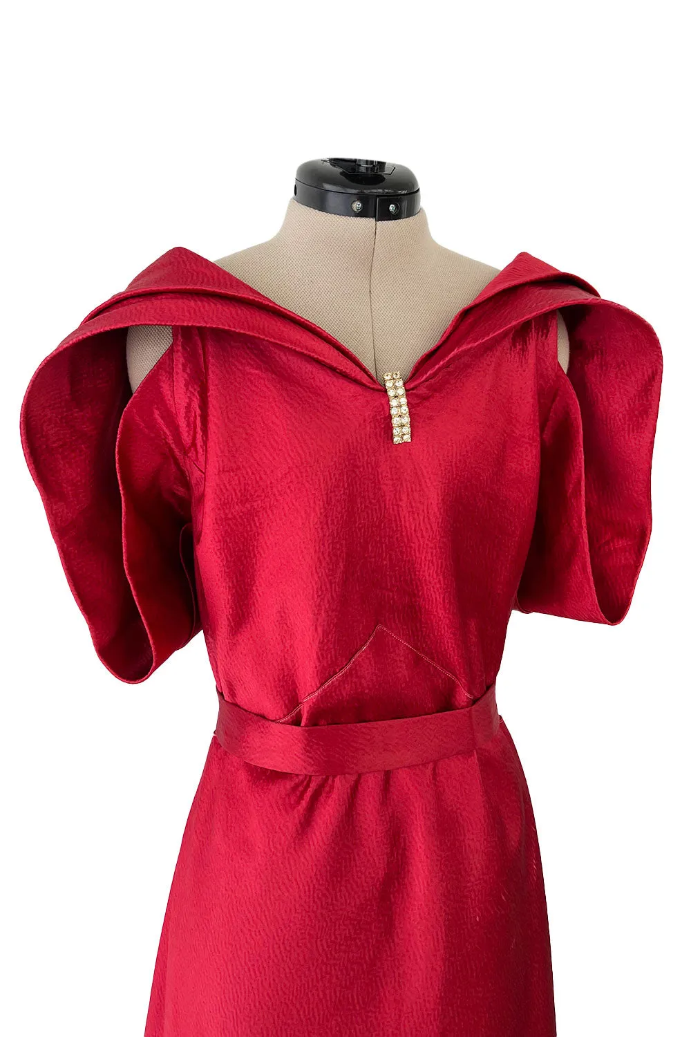 Stunning 1930s Hammered Silk Satin Deep Red Dress w Low Back & Unusual Sleeves