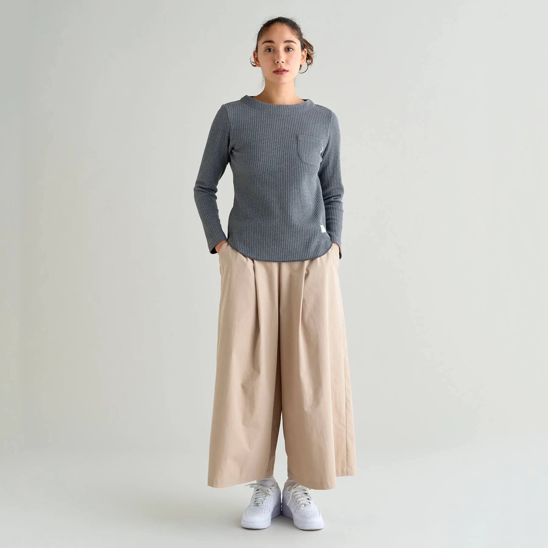 WIDE FLARED PANTS(WOMEN)