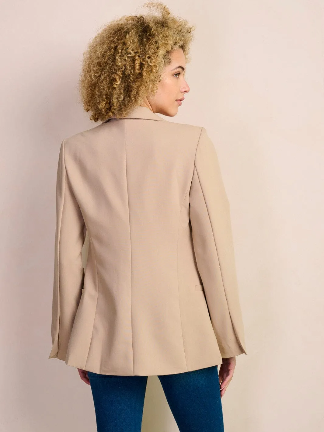 WOMEN'S LONG SLEEVE BUTTON CLOSURE BLAZER