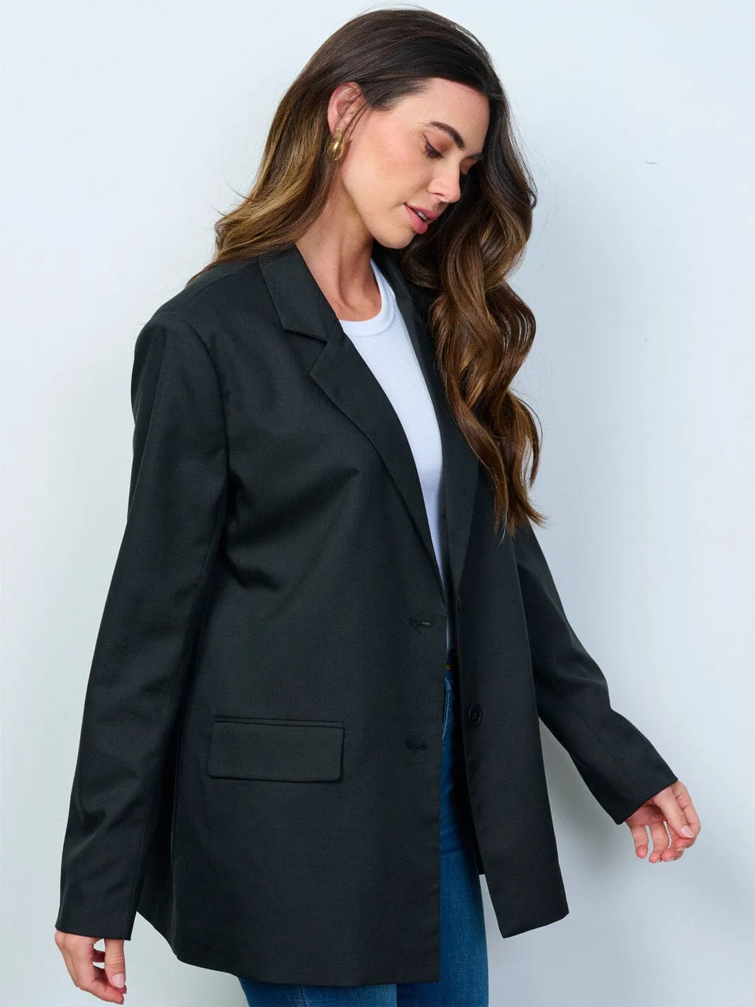 WOMEN'S LONG SLEEVE BUTTON CLOSURE BLAZER