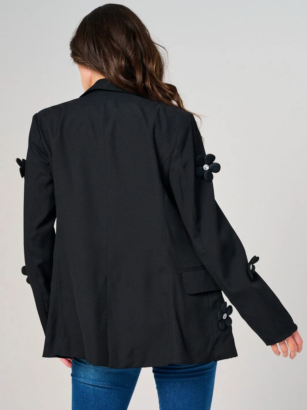 WOMEN'S LONG SLEEVE BUTTON CLOSURE FLOWER DETAILED BLAZER