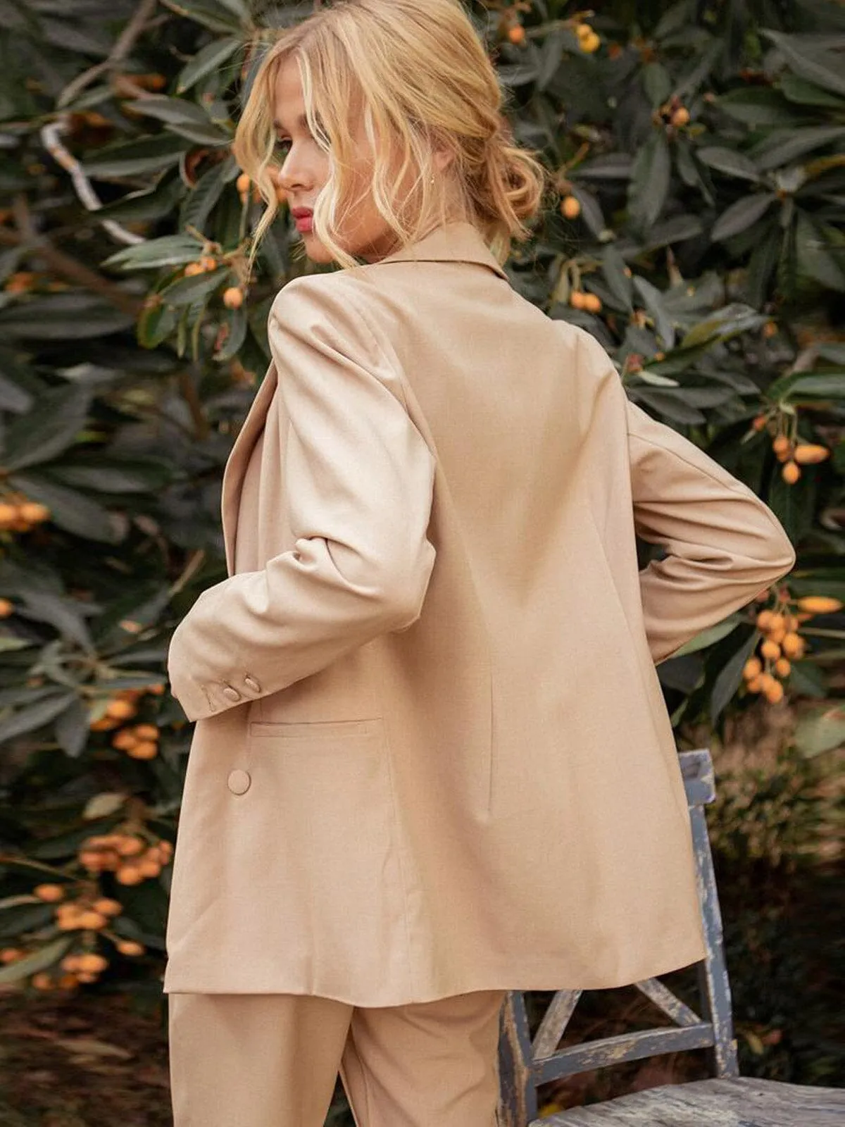 WOMEN'S LONG SLEEVE BUTTON DETAILED POCKETS JACKET