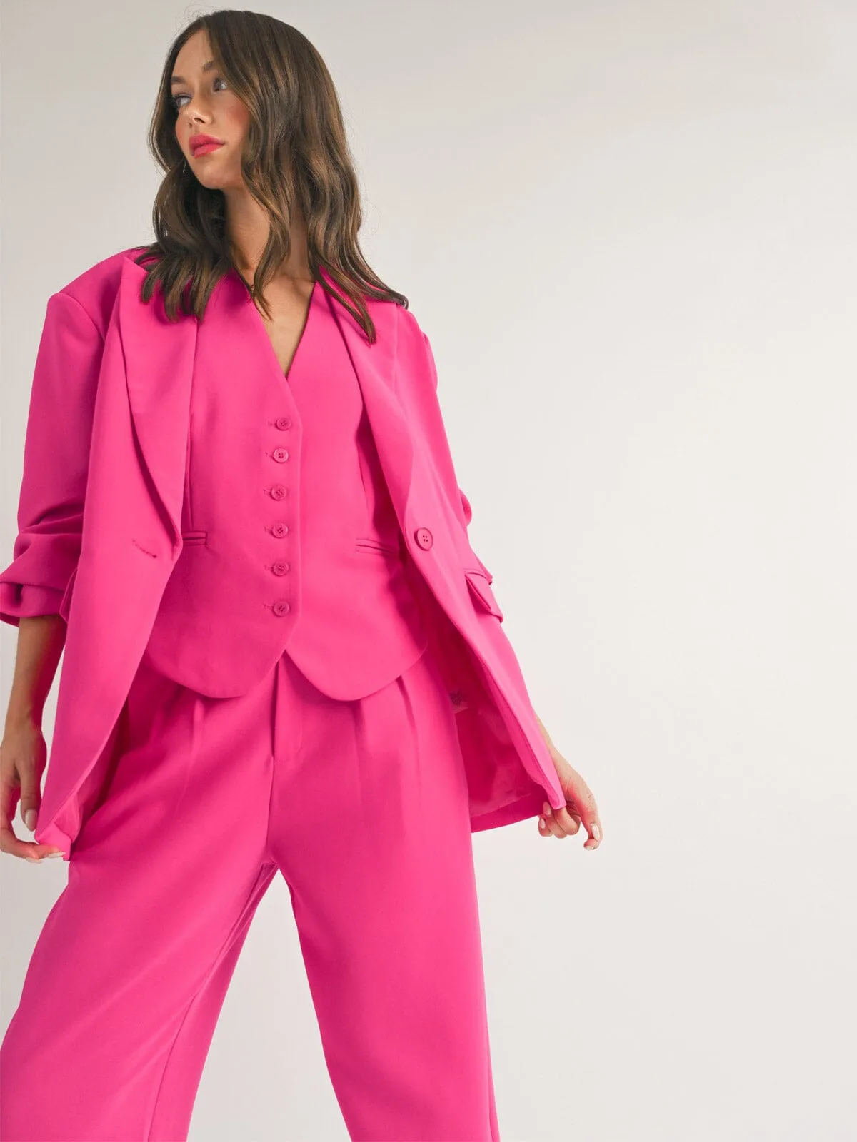 WOMEN'S LONG SLEEVE OPEN BUTTON CLOSURE BLAZER